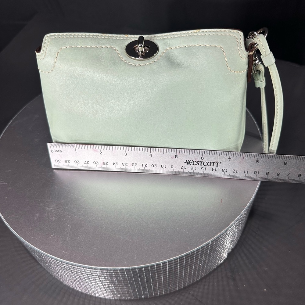 Elegant Mint Green Women's Bag pre owned Exellent condition - Picture 5 of 9